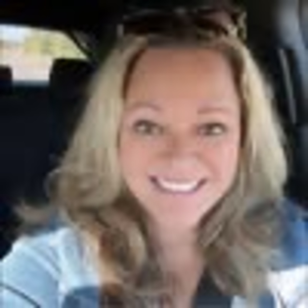 Meet your Posher, Lori
